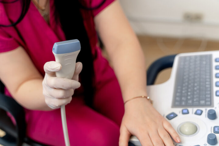 Chi deve fare un ecocardiocolordoppler al cuore?